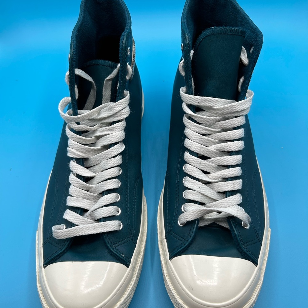Chuck Taylor Converse Leather Sneakers Teal Green Men’s Sz 10. Women’s 12 NWOT